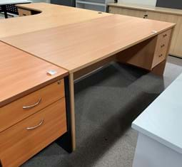 Quality Used Desks